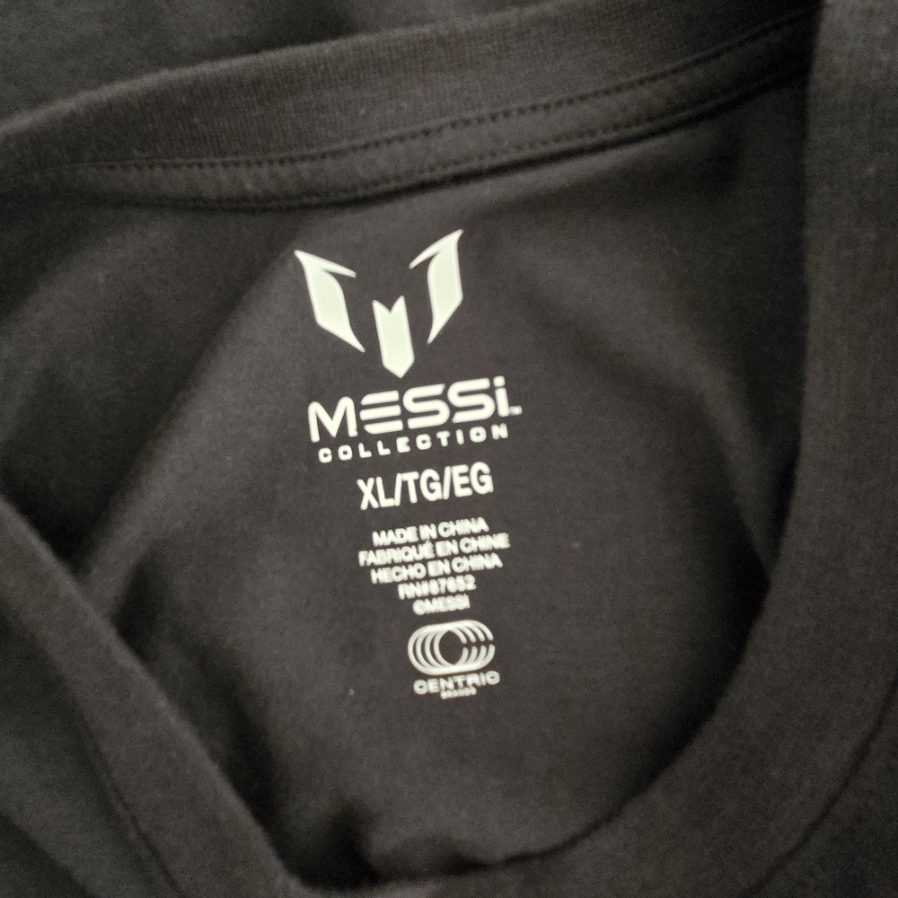 NWOT- Old Navy Messi Black with Pink Graphic Long Sleeve Tee Girls Size XL (12) - Picture 3 of 3